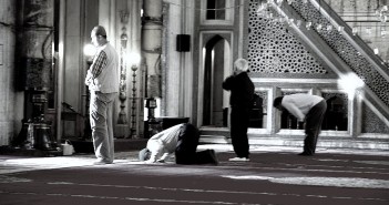 Kulların Haklarından Dolayı Allah´tan Özür Dilediği ve Ateşten Kurtuluş İstediği Zaman Okuduğu Dua 1011